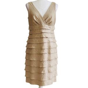 London Times Sleeveless Shimmer Tier Dress Size 6P